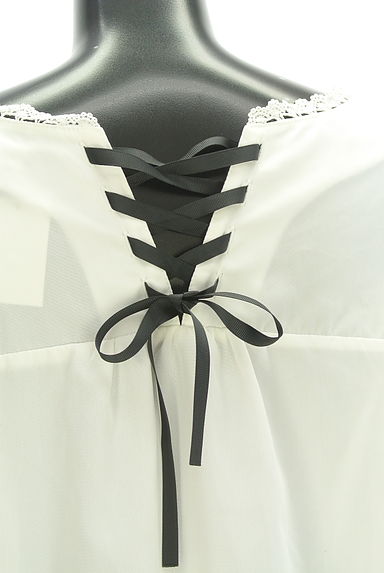 クリックで大画像表示 axes femme(アクシーズファム)の古着「バックレースアップブラウス(ブラウス)」大画像5へ