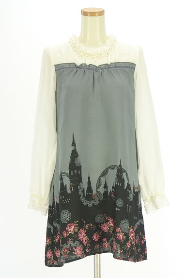 クリックで大画像表示 axes femme(アクシーズファム)の古着「パール付きプリントシフォンワンピース(ワンピース・チュニック)」大画像1へ