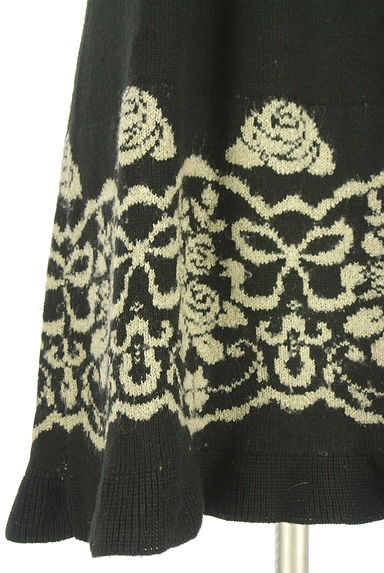 クリックで大画像表示 axes femme(アクシーズファム)の古着「ラメ衿膝丈ニットワンピース(ワンピース・チュニック)」大画像5へ