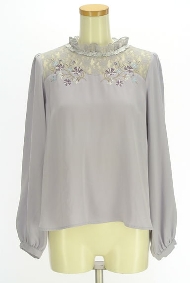 クリックで大画像表示 axes femme(アクシーズファム)の古着「刺繍入りレース切替ブラウス(カットソー・プルオーバー)」大画像1へ