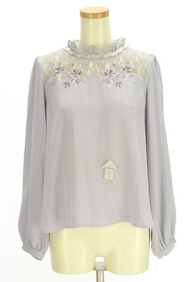 クリックで大画像表示 axes femme(アクシーズファム)の古着「刺繍入りレース切替ブラウス(カットソー・プルオーバー)」大画像4へ