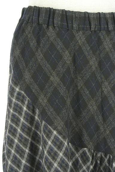 クリックで大画像表示 axes femme(アクシーズファム)の古着「チェック柄切替ロングスカート(ロングスカート・マキシスカート)」大画像4へ
