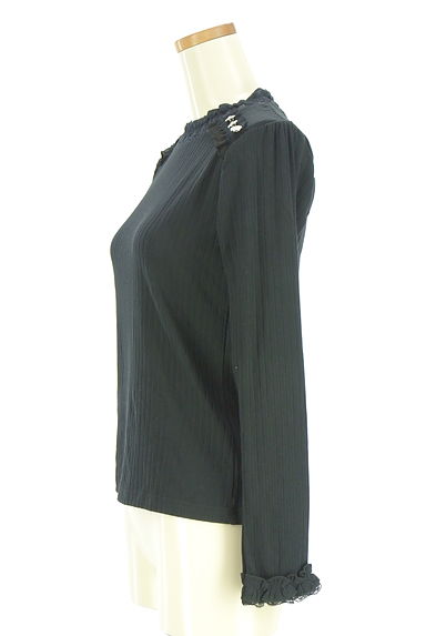 axes femme（アクシーズファム）の古着「飾りボタン付きレース切替リブニット（カットソー・プルオーバー）」大画像３へ