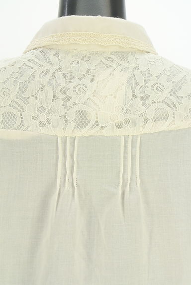 クリックで大画像表示 axes femme(アクシーズファム)の古着「レース切り替えフリルブラウス(ブラウス)」大画像5へ