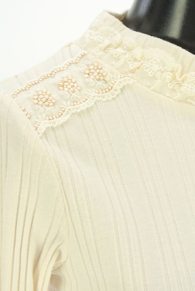 axes femme（アクシーズファム）の古着「刺繍レースモックネックリブニット（カットソー・プルオーバー）」大画像４へ