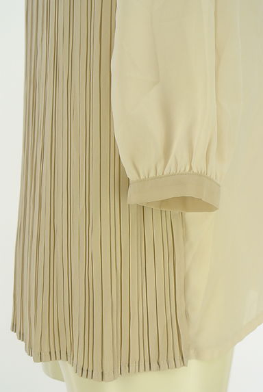 クリックで大画像表示 axes femme(アクシーズファム)の古着「axes femme POETIQUE バイカラーブラウス(ブラウス)」大画像5へ