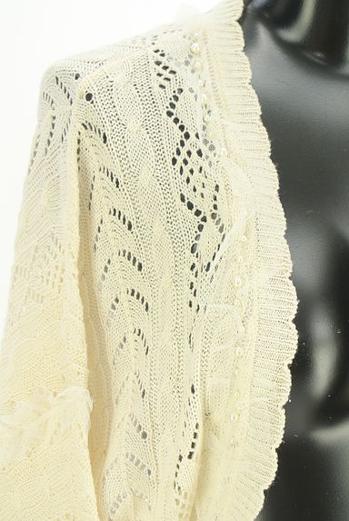 クリックで大画像表示 axes femme(アクシーズファム)の古着「レース切替透かし編みニットボレロ(カーディガン・ボレロ)」大画像4へ