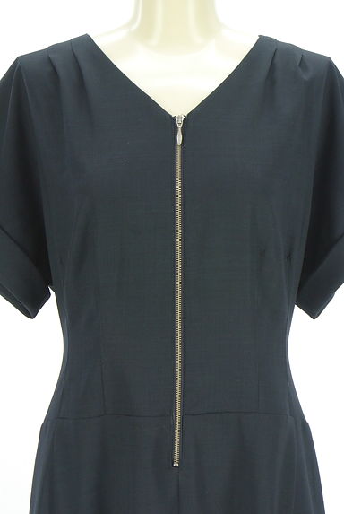 Mystrada（マイストラーダ）の古着「ジップアップボリュームフレアワンピース（ワンピース・チュニック）」大画像４へ