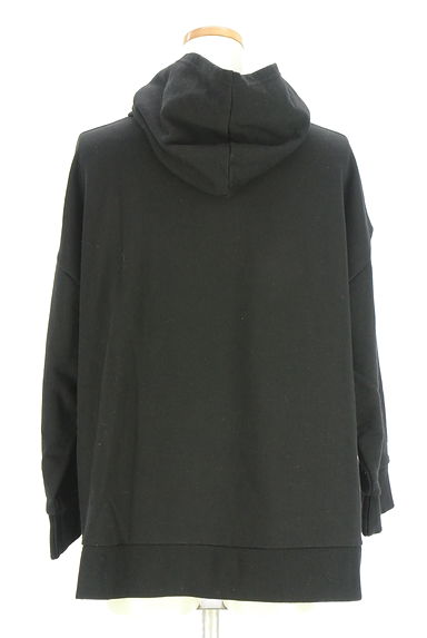 クリックで大画像表示 OSMOSIS(オズモーシス)の古着「裾カッティングスウェットパーカー(スウェット・パーカー)」大画像2へ