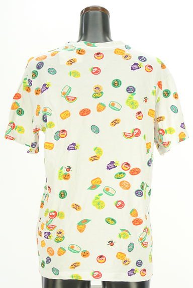 クリックで大画像表示 NIKE(ナイキ)の古着「ロゴ×フルーツ柄半そでTシャツ(Tシャツ)」大画像2へ