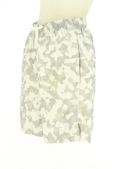 クリックで大画像表示 NIKE(ナイキ)の古着「迷彩柄ショートパンツ(ショートパンツ・ハーフパンツ)」大画像3へ