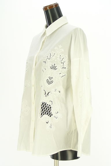 クリックで大画像表示 Snidel(スナイデル)の古着「刺繍レースシャツ(カジュアルシャツ)」大画像3へ