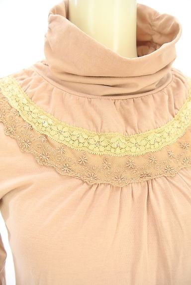 クリックで大画像表示 axes femme(アクシーズファム)の古着「レースMIXハイネックカットソー(カットソー・プルオーバー)」大画像4へ