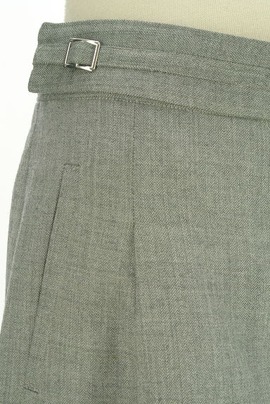 クリックで大画像表示 HUMAN WOMAN(ヒューマンウーマン)の古着「ミモレ丈グルカパンツ(ショートパンツ・ハーフパンツ)」大画像4へ