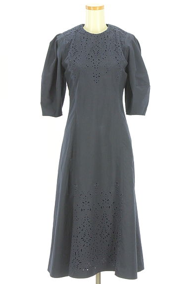 クリックで大画像表示 Maglie le cassetto(マーリエ ル カセット)の古着「M Maglie le cassetto 刺繍ロングワンピース(ワンピース・チュニック)」大画像4へ