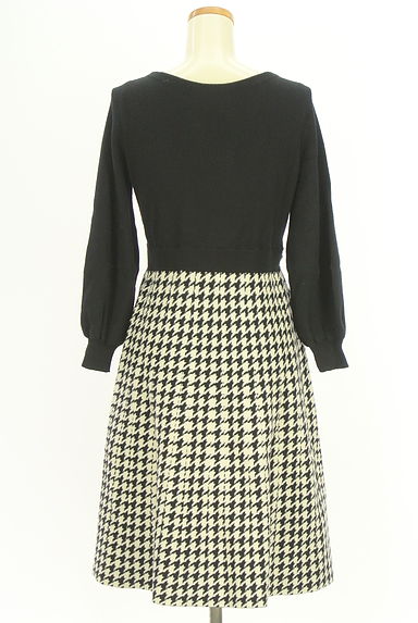 クリックで大画像表示 ef-de(エフデ)の古着「千鳥格子柄膝丈ニットワンピース(ワンピース・チュニック)」大画像2へ