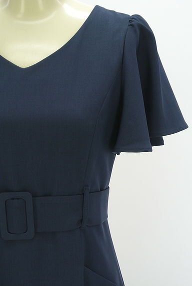 クリックで大画像表示 PROPORTION BODY DRESSING(プロポーションボディドレッシング)の古着「ベルト付きフレアスリーブロングワンピース(ワンピース・チュニック)」大画像4へ