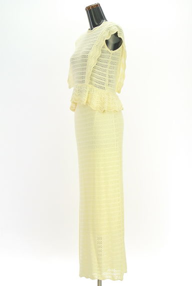 クリックで大画像表示 PROPORTION BODY DRESSING(プロポーションボディドレッシング)の古着「ローゲージニットセットアップ(セットアップ(ジャケット+スカート))」大画像3へ