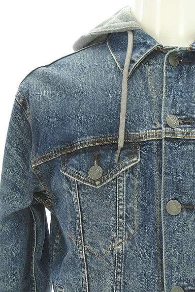 AMERICAN EAGLE（アメリカンイーグル）の古着「フーディデニムジャケット（ブルゾン・スタジャン）」大画像４へ