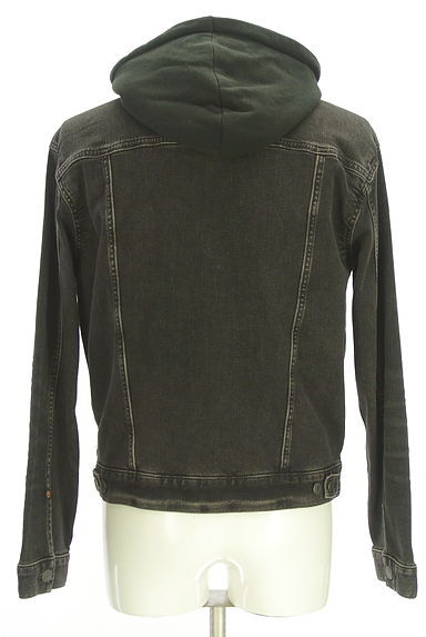 クリックで大画像表示 AMERICAN EAGLE(アメリカンイーグル)の古着「フード付きデニムジャケット(ブルゾン・スタジャン)」大画像2へ