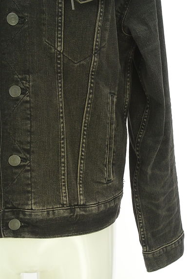 クリックで大画像表示 AMERICAN EAGLE(アメリカンイーグル)の古着「フード付きデニムジャケット(ブルゾン・スタジャン)」大画像5へ