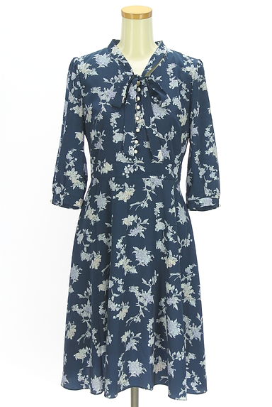 Apuweiser riche（アプワイザーリッシェ）の古着「花柄ボウタイ膝丈ワンピース（ワンピース・チュニック）」大画像１へ