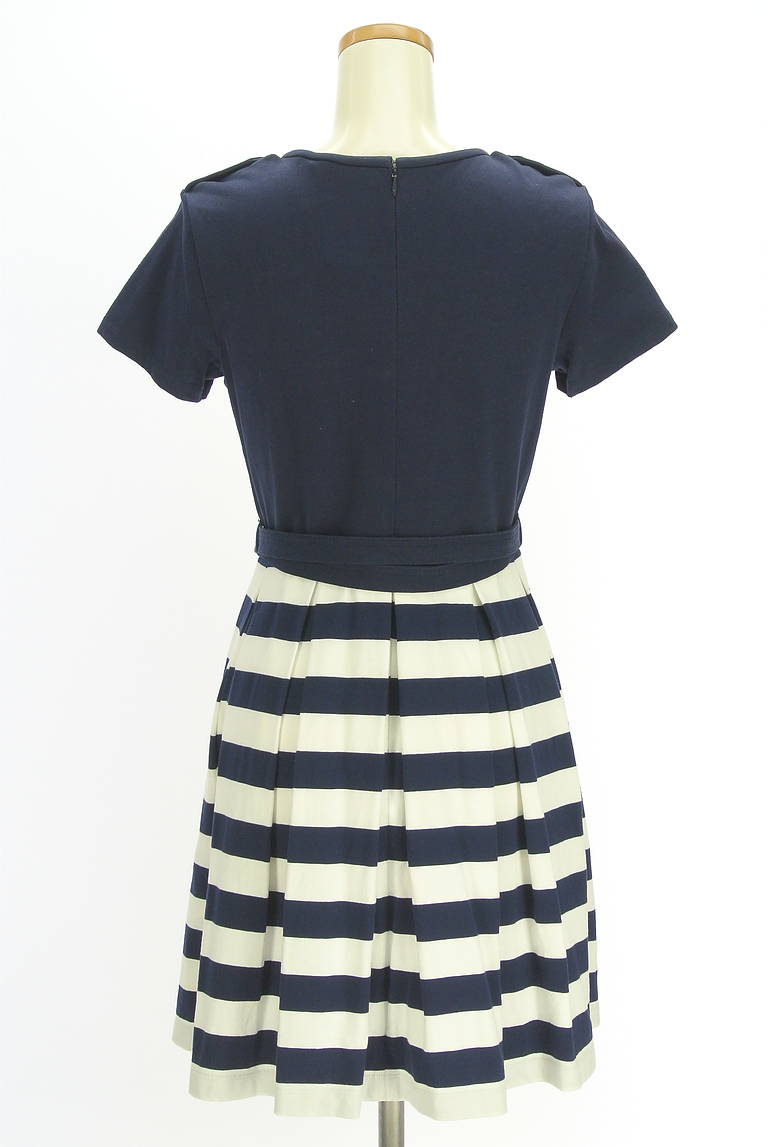 BURBERRY BLUE LABEL（バーバリーブルーレーベル）の古着「商品番号：PR10335302」-大画像2