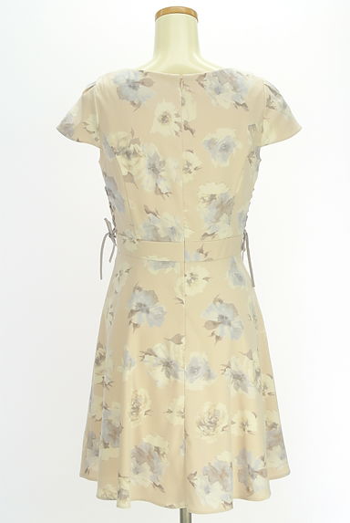 クリックで大画像表示 MISCH MASCH(ミッシュマッシュ)の古着「サイドレースアップ膝上花柄ワンピース(ワンピース・チュニック)」大画像2へ