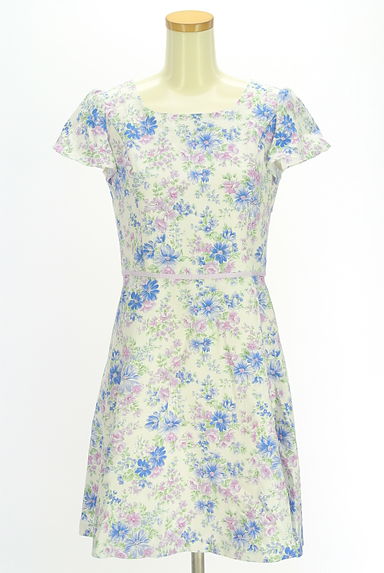 クリックで大画像表示 LAISSE PASSE(レッセパッセ)の古着「花柄膝丈フレアワンピース(ワンピース・チュニック)」大画像1へ