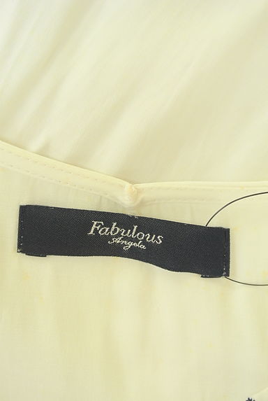 Fabulous Angela（ファビュラスアンジェラ）の古着「花刺繍入りブラウス（カットソー・プルオーバー）」大画像６へ