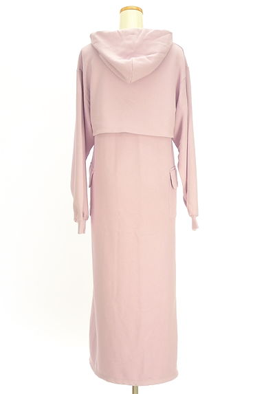 niko and...（ニコ アンド）の古着「スウェットロングワンピース+フーディ（ツーピース（ジャケット＋ワンピース））」大画像２へ