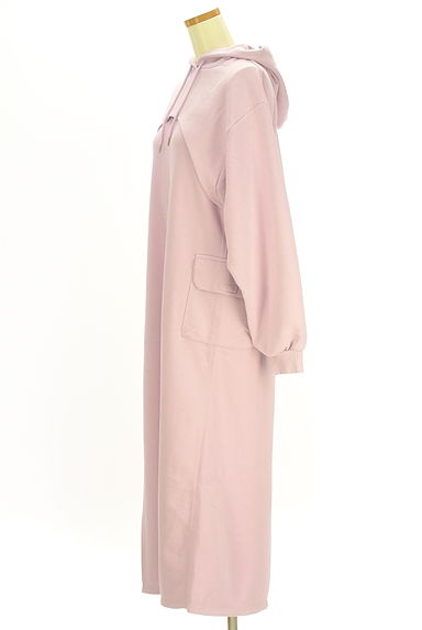 niko and...（ニコ アンド）の古着「スウェットロングワンピース+フーディ（ツーピース（ジャケット＋ワンピース））」大画像３へ