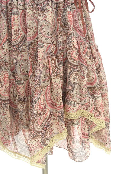 axes femme（アクシーズファム）の古着「ペイズリー柄シフォンキャミ（キャミソール・タンクトップ）」大画像５へ