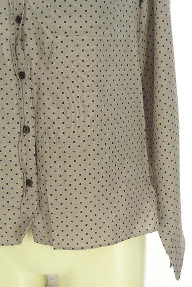 クリックで大画像表示 MARGARET HOWELL(マーガレットハウエル)の古着「ドット柄ブラウス(ブラウス)」大画像5へ