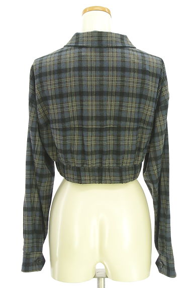 REDYAZEL（レディアゼル）の古着「チェックショートジャケット（ブルゾン・スタジャン）」大画像２へ