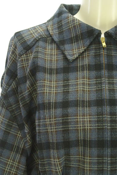 REDYAZEL（レディアゼル）の古着「チェックショートジャケット（ブルゾン・スタジャン）」大画像４へ