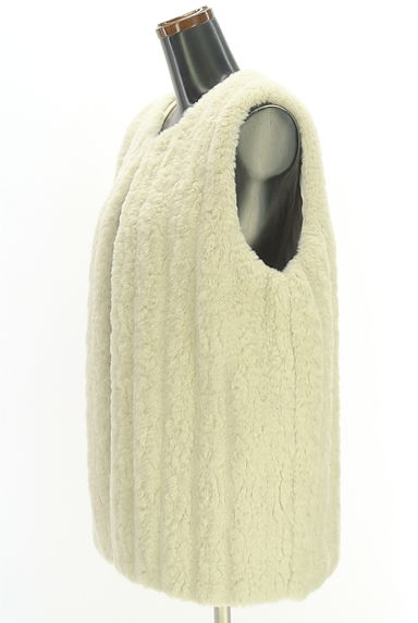 Who's Who Chico（フーズフーチコ）の古着「エコファーベスト（ベスト・ジレ）」大画像３へ