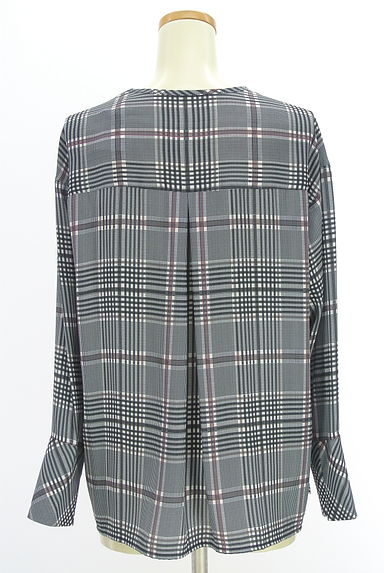 LAUTREAMONT（ロートレアモン）の古着「キーネックチェック柄カットソー（カットソー・プルオーバー）」大画像２へ