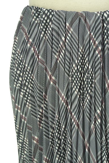 LAUTREAMONT（ロートレアモン）の古着「チェック柄プリーツロングスカート（ロングスカート・マキシスカート）」大画像４へ