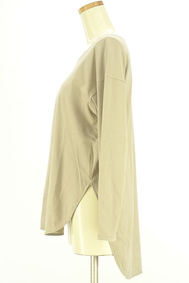 クリックで大画像表示 COMME CA(コムサ)の古着「ラウンドヘムロンT(Tシャツ)」大画像3へ