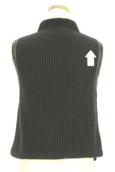 クリックで大画像表示 COMME CA(コムサ)の古着「KT KIYOKO TAKASE フェイクファー×ニットベスト(ブルゾン・スタジャン)」大画像4へ