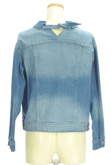 MAYSON GREY（メイソングレイ）の古着「ベルト付き抜け襟デニムジャケット（ブルゾン・スタジャン）」大画像２へ