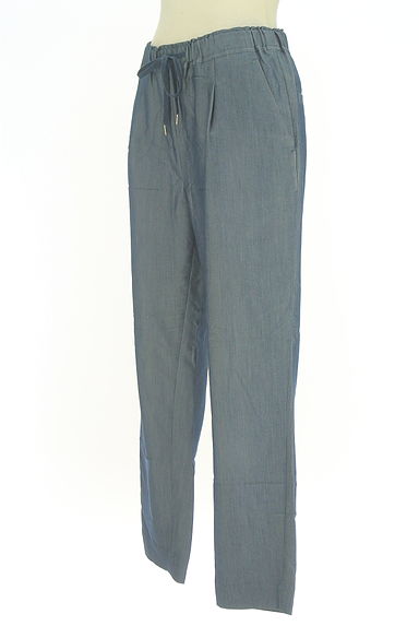 クリックで大画像表示 STRAWBERRY-FIELDS(ストロベリーフィールズ)の古着「光沢テーパードパンツ(パンツ)」大画像3へ