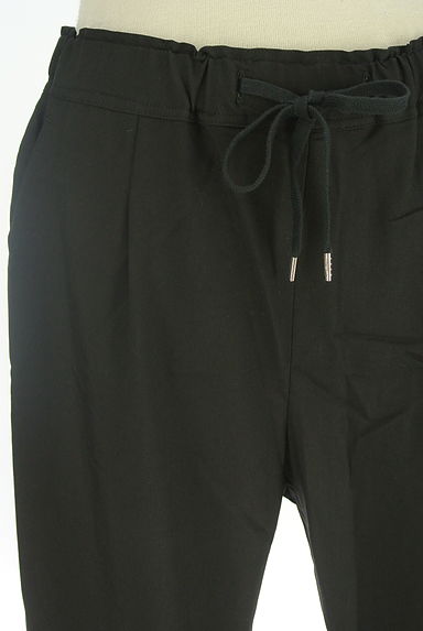 クリックで大画像表示 STRAWBERRY-FIELDS(ストロベリーフィールズ)の古着「ドロストテーパードパンツ(パンツ)」大画像4へ