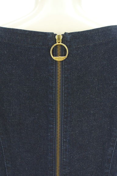 BLUE LABEL CRESTBRIDGE（ブルーレーベル・クレストブリッジ）の古着「ベルト付き膝上デニムワンピース（ワンピース・チュニック）」大画像５へ