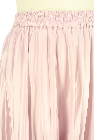 UNTITLED（アンタイトル）の古着「光沢プリーツロングスカート（ロングスカート・マキシスカート）」大画像４へ