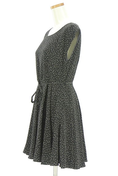 Lois CRAYON（ロイスクレヨン）の古着「ドット柄ノースリワンピース（ワンピース・チュニック）」大画像３へ