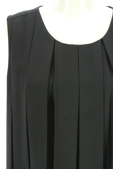 クリックで大画像表示 Lois CRAYON(ロイスクレヨン)の古着「ボックスプリーツノースリワンピース(ワンピース・チュニック)」大画像4へ