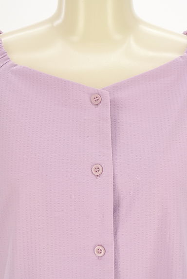 クリックで大画像表示 NATURAL BEAUTY BASIC(ナチュラルビューティベーシック)の古着「ストライプブラウス(ブラウス)」大画像4へ