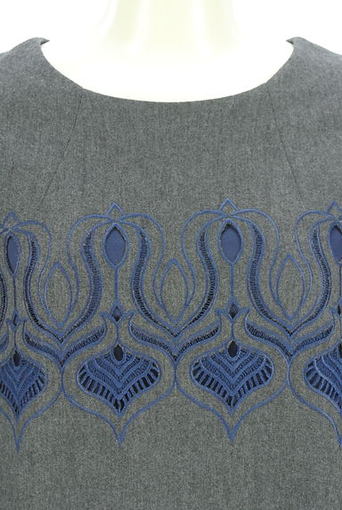 HIROKO BIS（ヒロコビス）の古着「刺繍入りウールカットソー（カットソー・プルオーバー）」大画像４へ